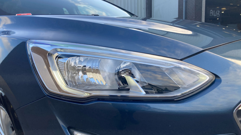 Ford Focus 1.5 EcoBoost 150 Titanium 5dr Auto Petrol Estate